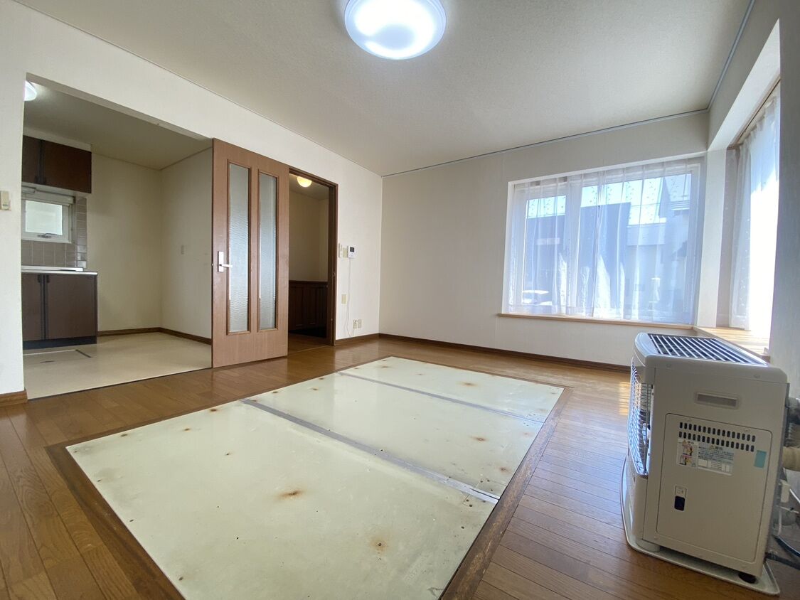 苫小牧市明野新町 中古戸建 16帖LDK